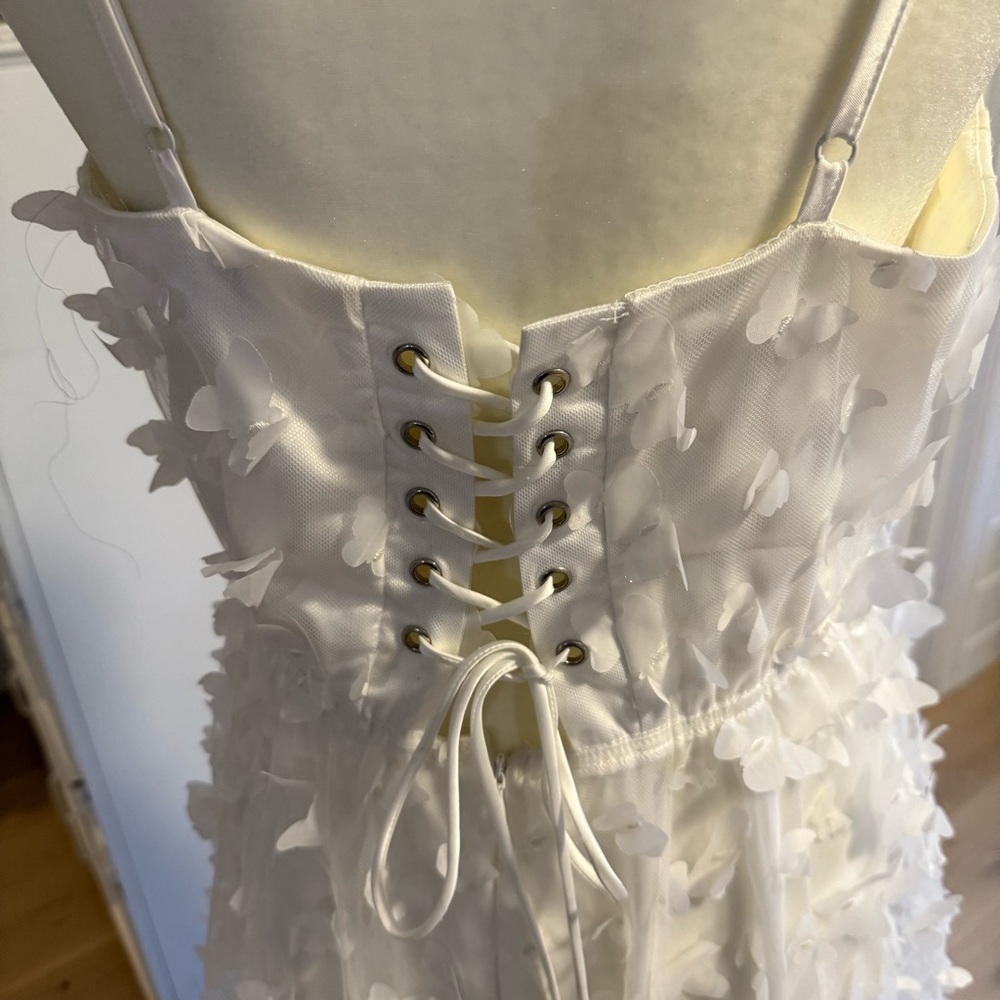 Lulu's Time To Fly Midi Dress - Picture 6 of 7